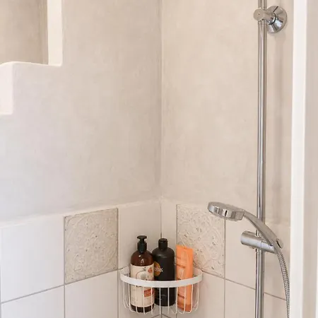 Est 1852 Andros - Tower 1 Appartement *